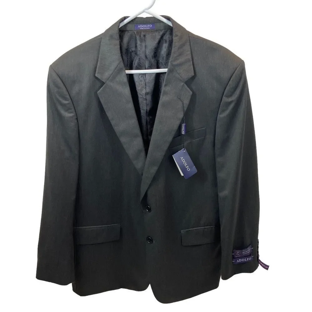 Brand new with Tags Men’s Adolfo Brand Pinstriped Microtech Blazer‎ 42S Portly